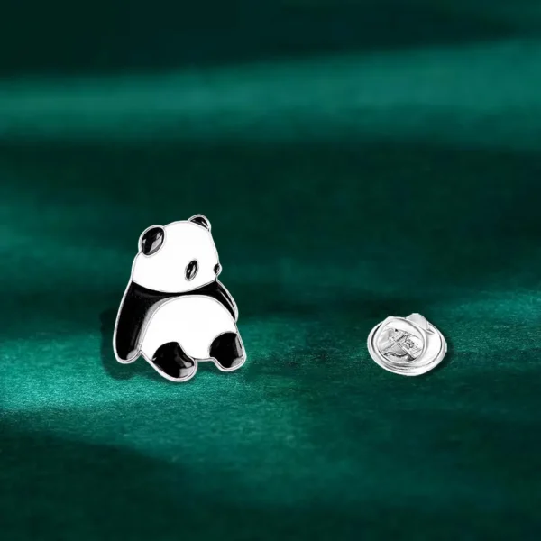 WPDCBR000124 Panda Brooch Pin Accessory