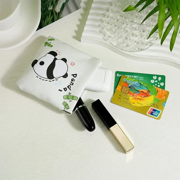 WPBGHB000205-0206-02 Panda Climbing Pattern Small Handbag