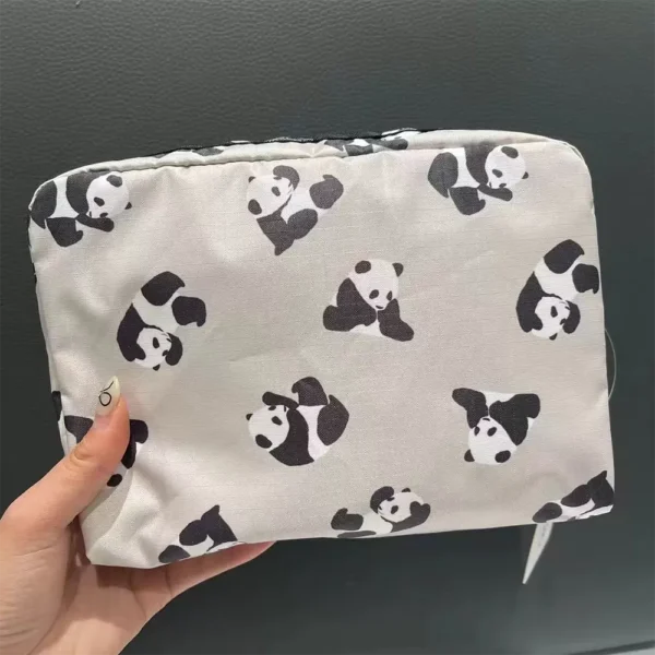 WPBGHB000210 Cartoon Panda Trendy Clutch Handbag Coin Purse Makeup Bag