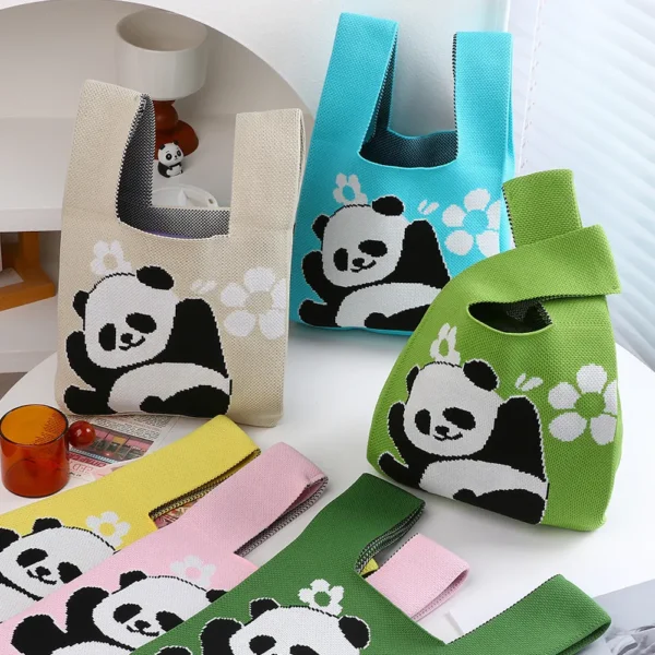 WPBGWB000077-00 Cheering Panda Pattern Small Woven Tote Bag