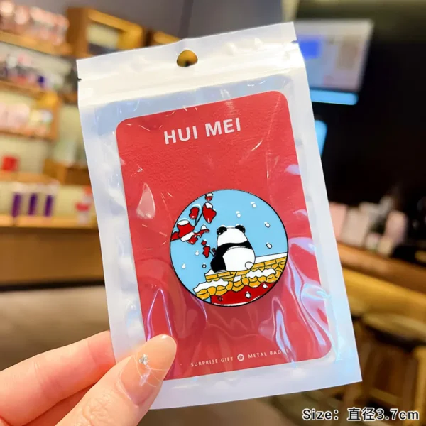 WPDCBR000153 Cartoon Little Panda Brooch Pin Bag Badge