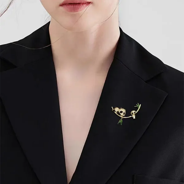 WPDCBR000141-03 Chinese-Style Panda Brooch Golden Lapel Pin Jacket Accessory