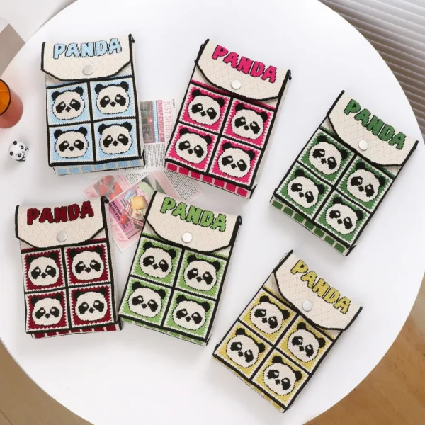WPBGWB000145-0153 Cute Panda Pattern Hand-Knitted Phone Bag Versatile Handbag
