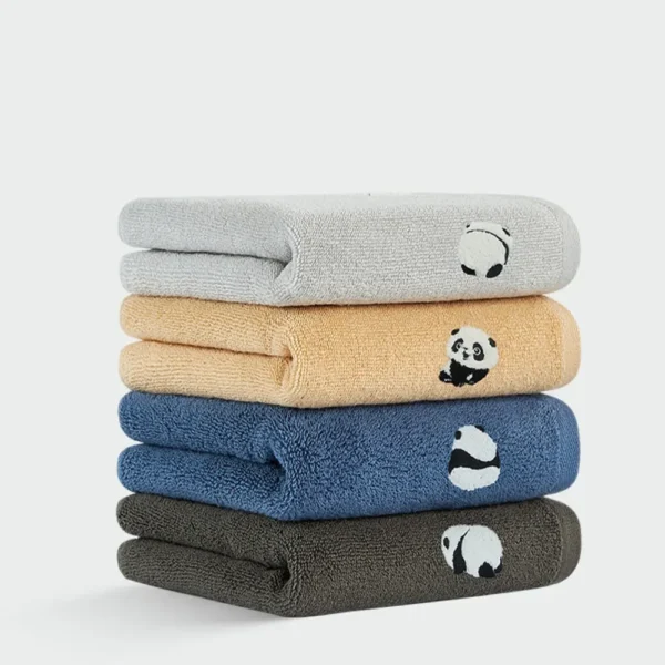 WPCTTW000157-0160-02 Panda Cartoon Soft Absorbent Towel