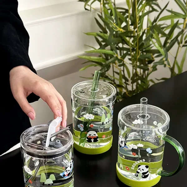 WPLSCPPC0078-0079-04 Large Capacity Cute Panda Pattern Glass Cup with Straw