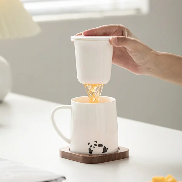Relaxed Panda High-End White Porcelain Tea Infuser Mug with Lid