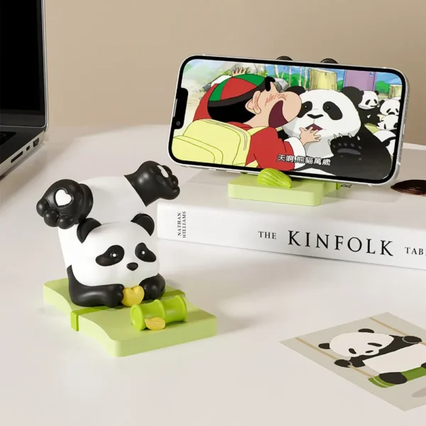WPDTOM000027-0031-05 Resin Phone Stand Fun Cartoon Panda Desk Decor Ornament