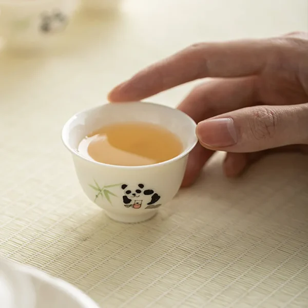 WPLSCPTC0023-03 Lazy Panda Stacked Edge White Porcelain Tea Cup